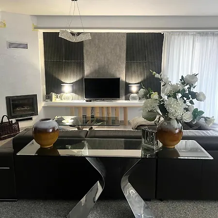 Apartment Koliba 11 *